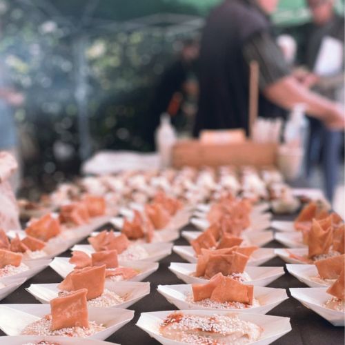 Hummustown initiative serves delicious fare at an outdoor event in Italy